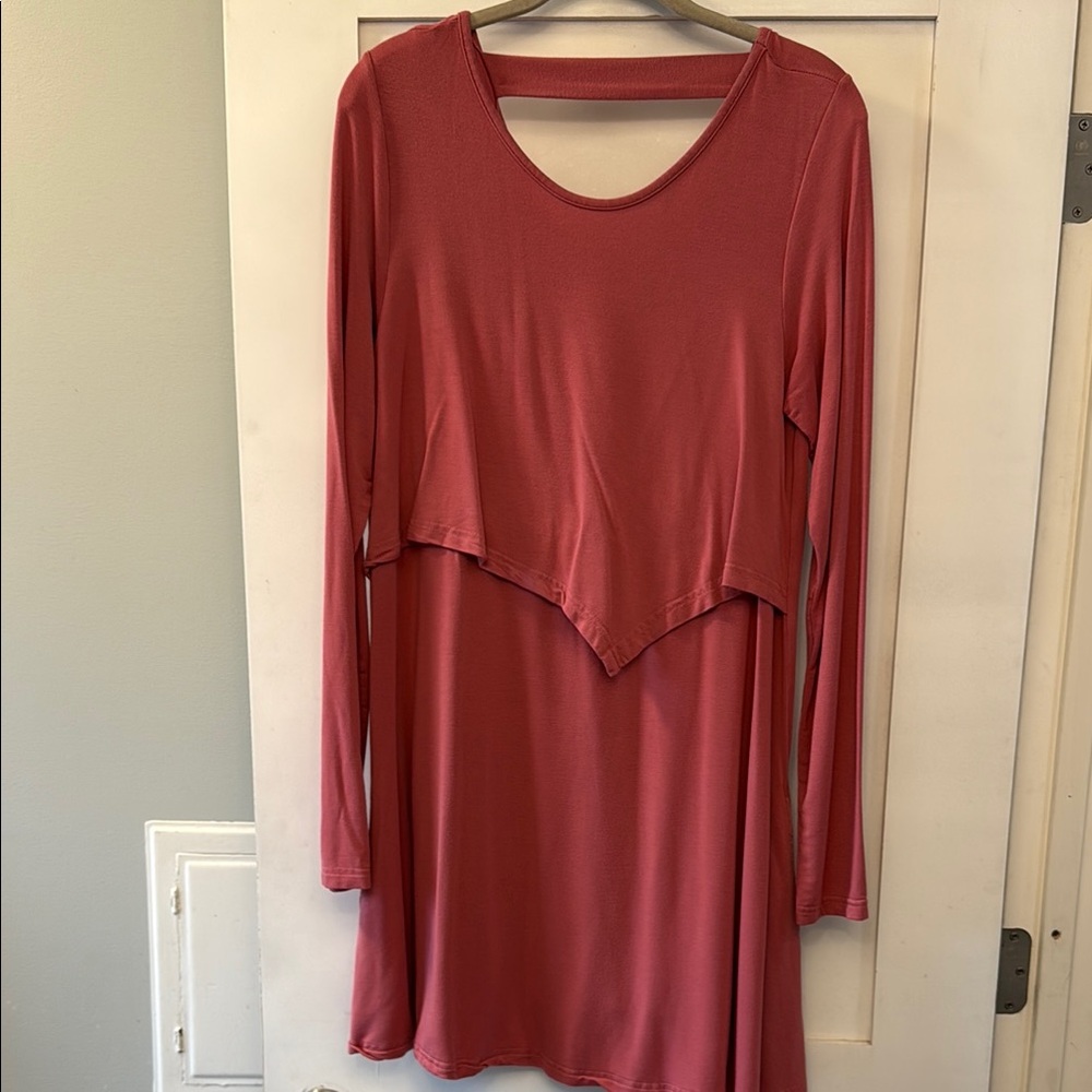 Latched Mama nursing tunic in pink